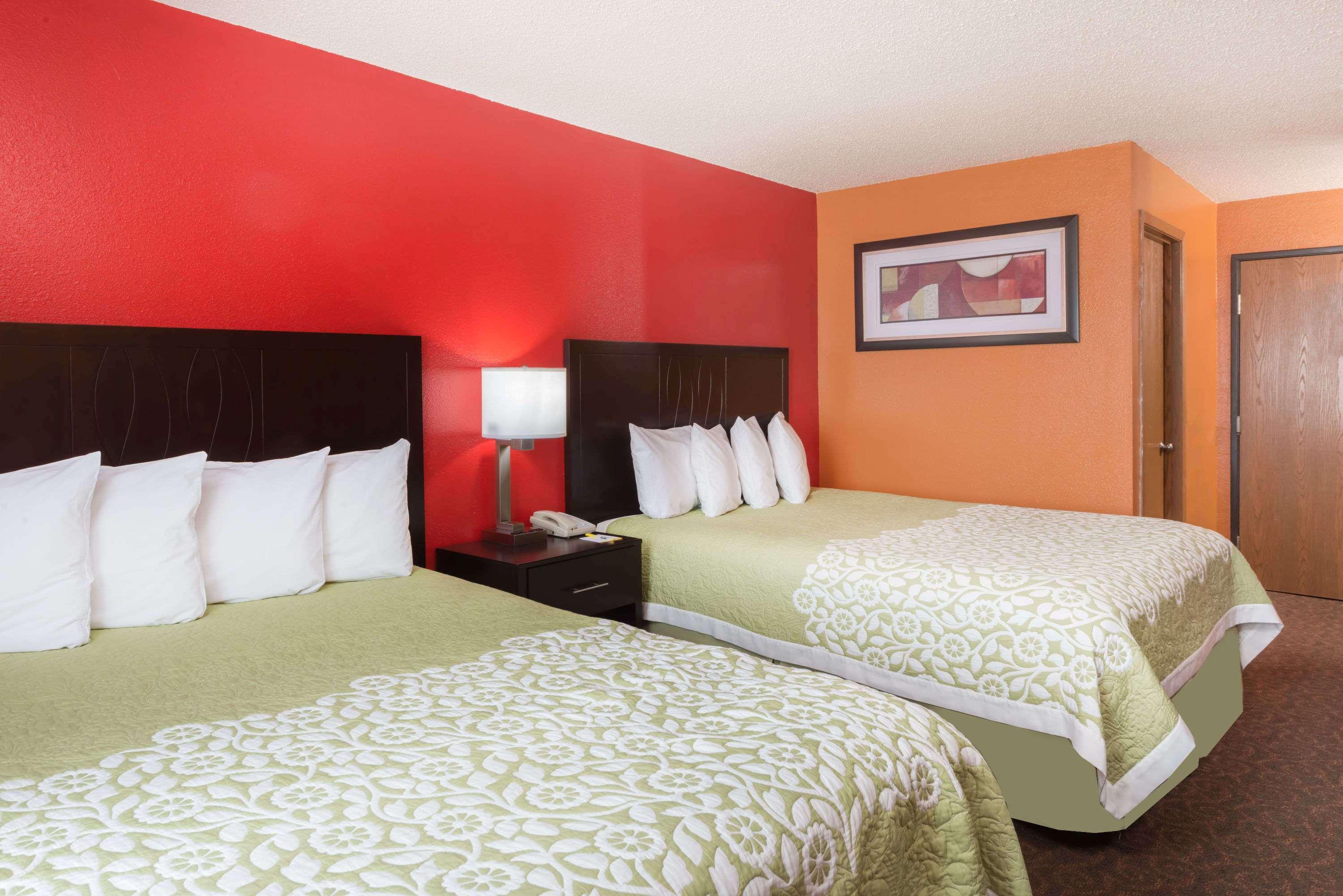 Days Inn By Wyndham Mexico Buitenkant foto