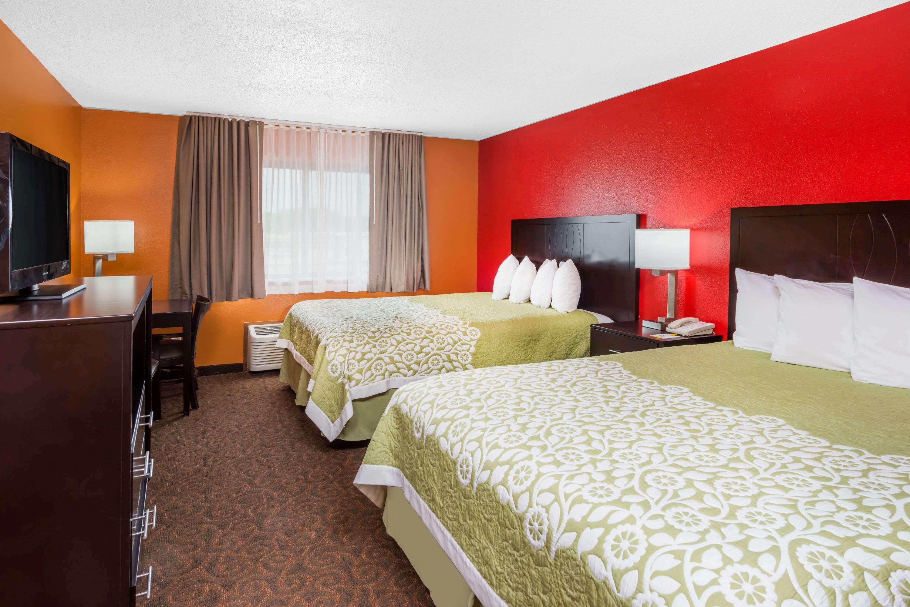 Days Inn By Wyndham Mexico Buitenkant foto